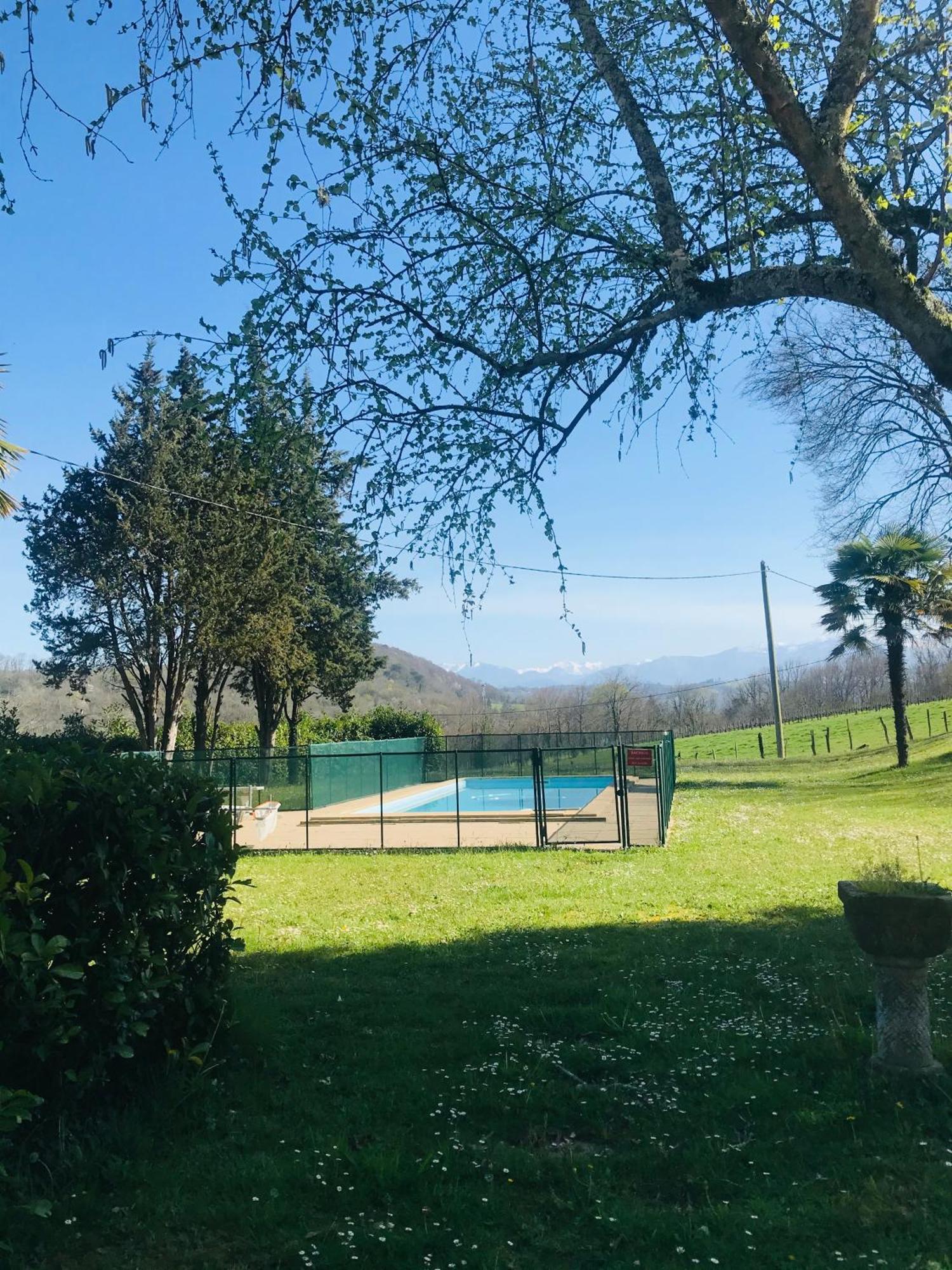L'Oree Des Roses, Hebergement De Vacances Avec Jardin Et Piscine Gan Ngoại thất bức ảnh